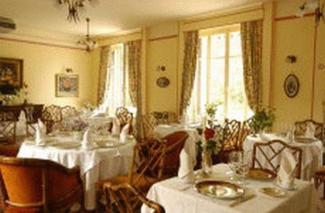 Logis L'Hermitage Buzançais Exteriör bild