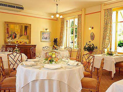 Logis L'Hermitage Buzançais Exteriör bild
